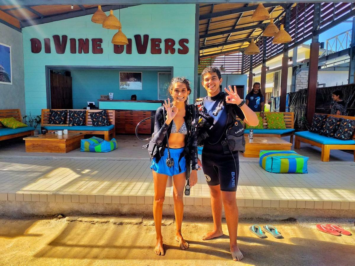 Divine Divers Gili Meno Exterior photo